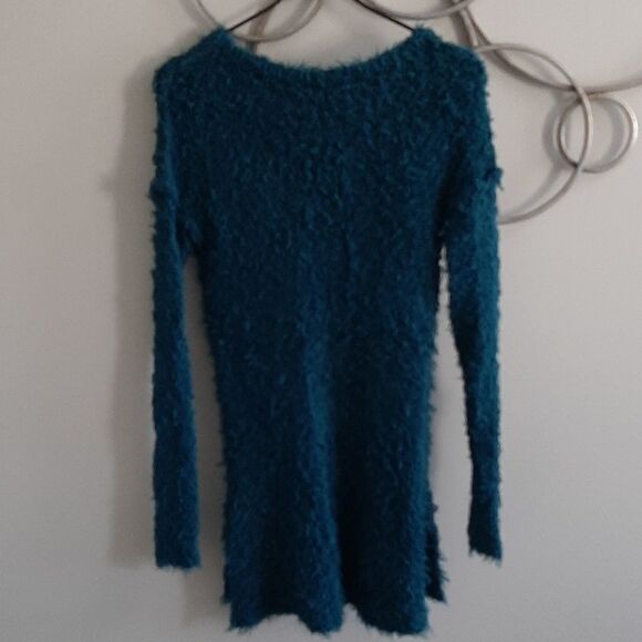 NWOT Urban Outfitters Kimichi Blue sweater - Picture 2 of 5